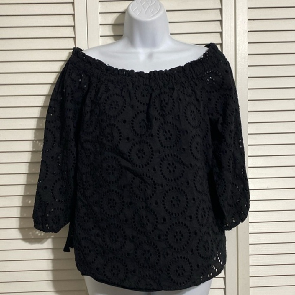 Ann Taylor off the shoulder eyelit shirt